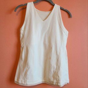 Lululemon?White?V Neck Built-in Bra V Neck Tank 10